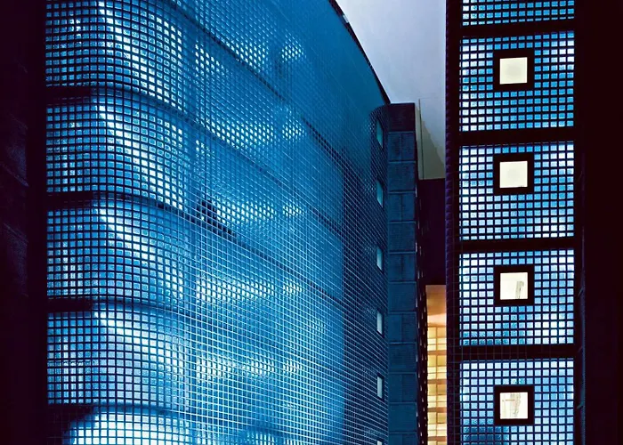 Lindner Am Dom, Part Of Jdv By HyattHotel Köln